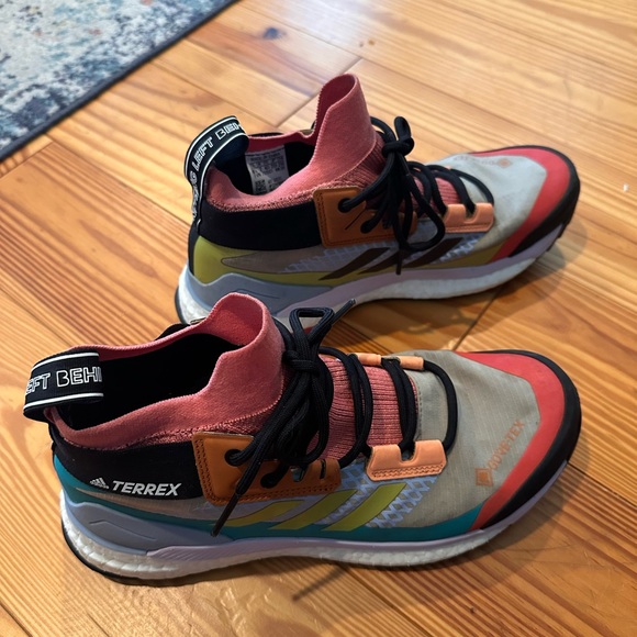 Adidas TERREX FREE HIKER NOTHING LEFT BEHIND 8.5 limited edition water resistant - Picture 4 of 14